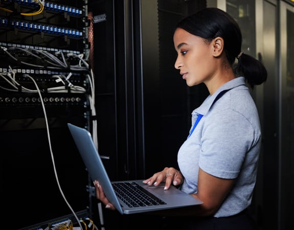 Consulting-Security-450x575