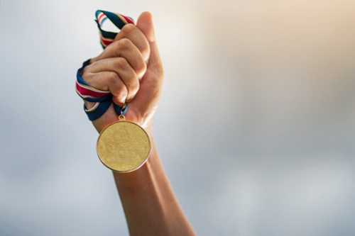 Going for the Gold: Motivating High Performance in the Customer Service Center